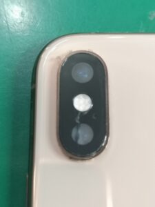 越谷　iPhone　修理　iPhone修理　カメラ　カメラレンズ